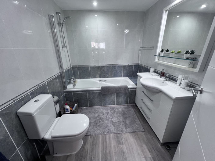 Image No.6-2 Bed Apartment for sale