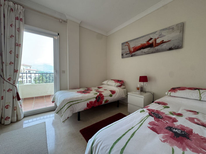 Image No.20-3 Bed Apartment for sale