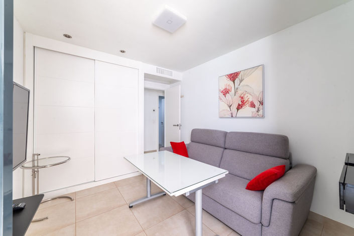 Image No.25-3 Bed Apartment for sale
