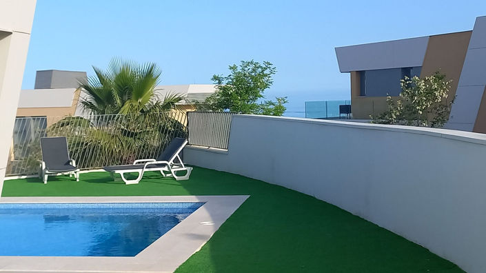 Image No.13-3 Bed Townhouse for sale