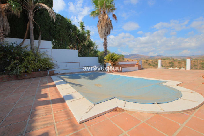 Image No.16-7 Bed Villa for sale