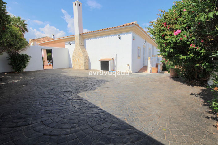 Image No.19-7 Bed Villa for sale