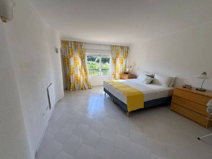 Image No.26-3 Bed Semi-Detached for sale