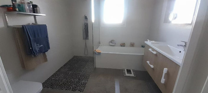 Image No.15-3 Bed Villa for sale