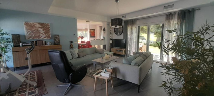 Image No.6-3 Bed Villa for sale