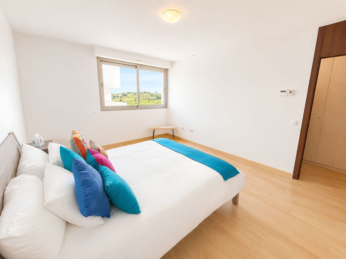 Image No.11-5 Bed Apartment for sale