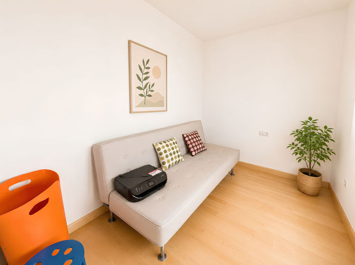 Image No.15-5 Bed Apartment for sale