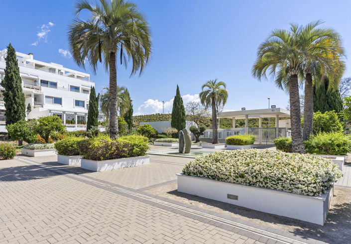 Image No.32-5 Bed Apartment for sale