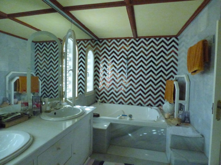 Image No.18-9 Bed Villa for sale