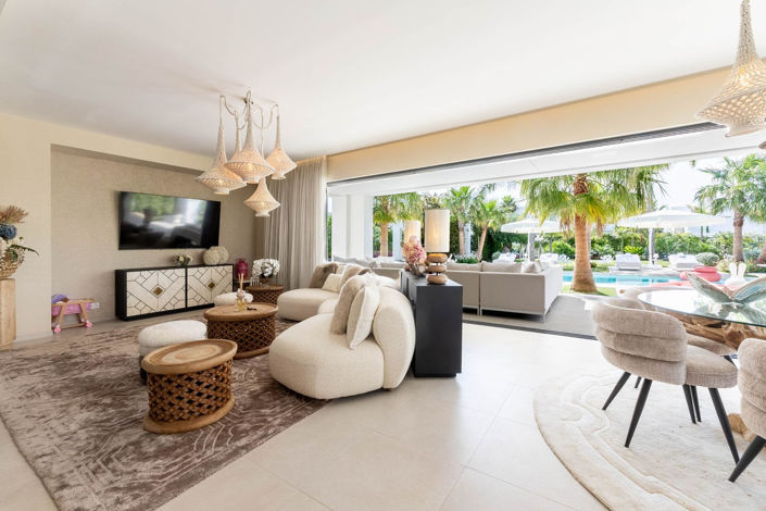 Image No.26-7 Bed Villa for sale