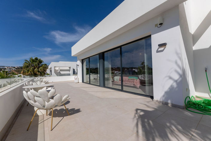 Image No.36-7 Bed Villa for sale