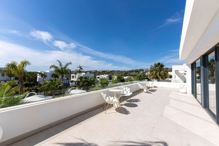 Image No.51-7 Bed Villa for sale