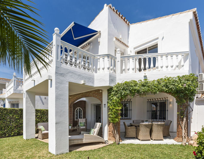 Image No.2-3 Bed Villa for sale