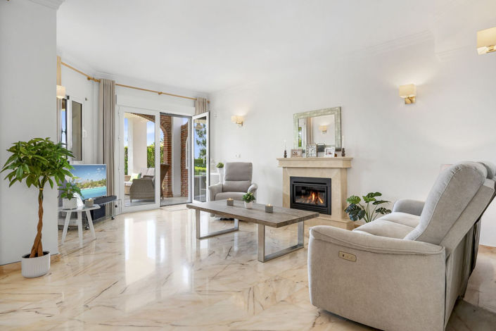 Image No.4-3 Bed Villa for sale