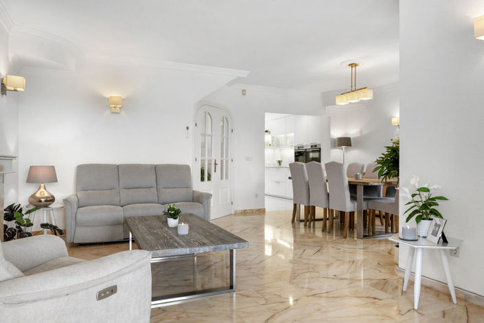 Image No.9-3 Bed Villa for sale