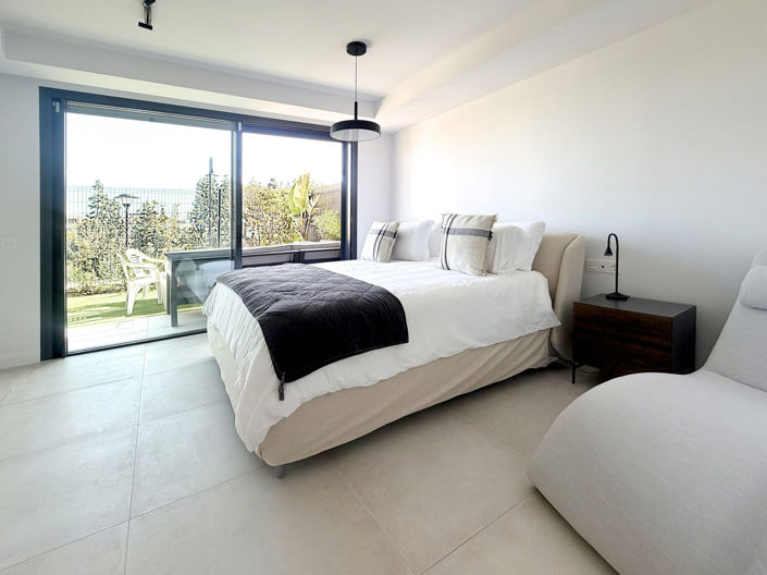 Image No.24-3 Bed Townhouse for sale