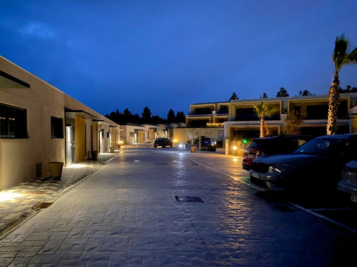 Image No.30-3 Bed Townhouse for sale
