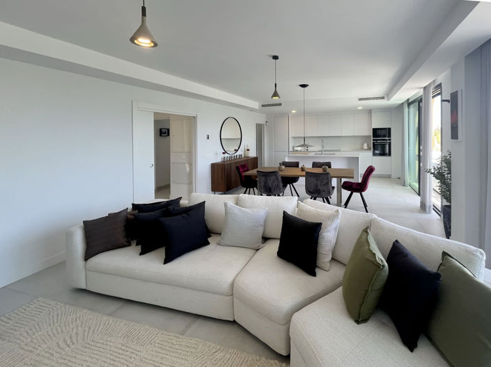Image No.9-3 Bed Townhouse for sale