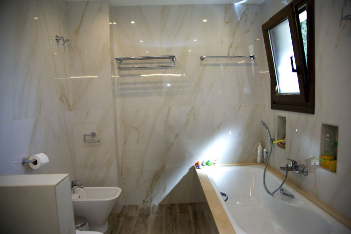 Image No.27-6 Bed Villa for sale