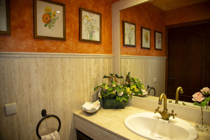 Image No.28-6 Bed Villa for sale