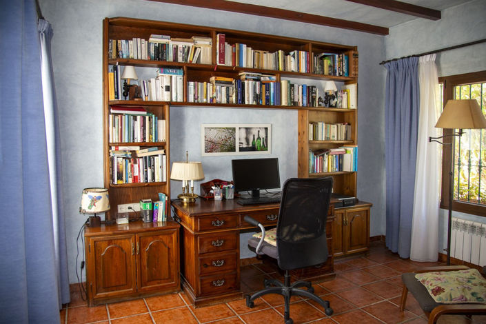 Image No.50-6 Bed Villa for sale