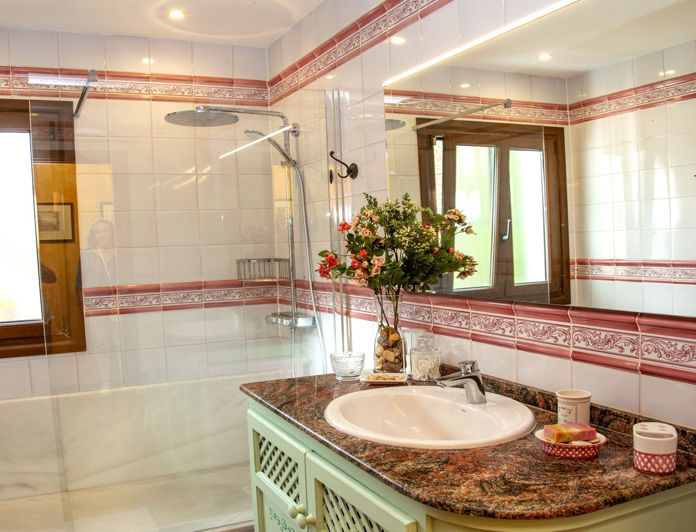 Image No.57-6 Bed Villa for sale