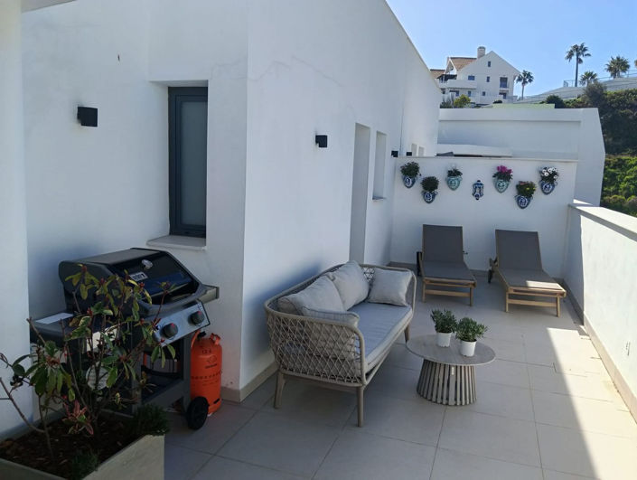 Image No.12-2 Bed Apartment for sale