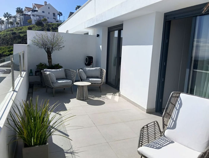 Image No.3-2 Bed Apartment for sale