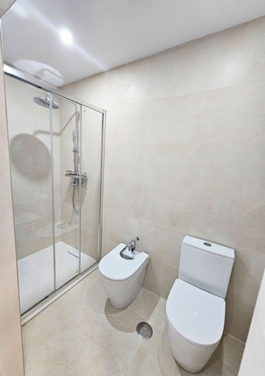 Image No.52-5 Bed Villa for sale