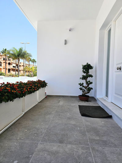 Image No.54-5 Bed Villa for sale