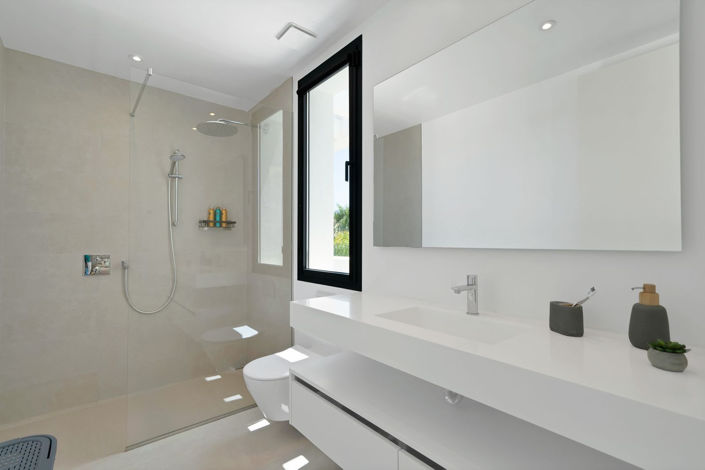 Image No.29-4 Bed Villa for sale