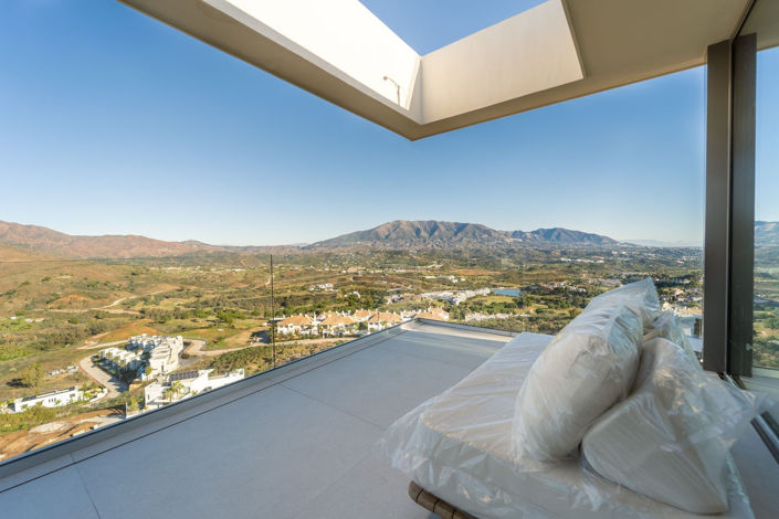 Image No.28-5 Bed Villa for sale