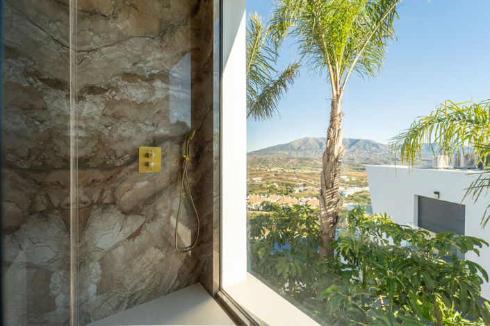 Image No.32-5 Bed Villa for sale