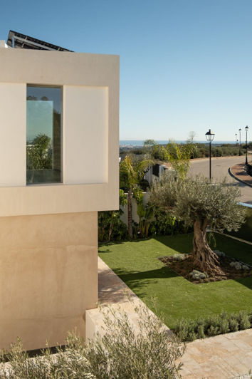 Image No.36-5 Bed Villa for sale