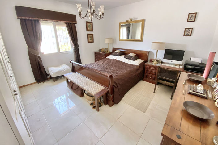 Image No.12-4 Bed Villa for sale