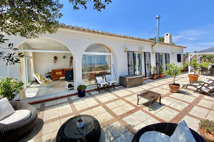 Image No.3-4 Bed Villa for sale