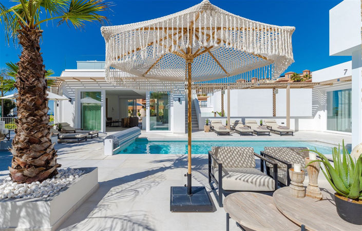 Image No.13-9 Bed Villa for sale