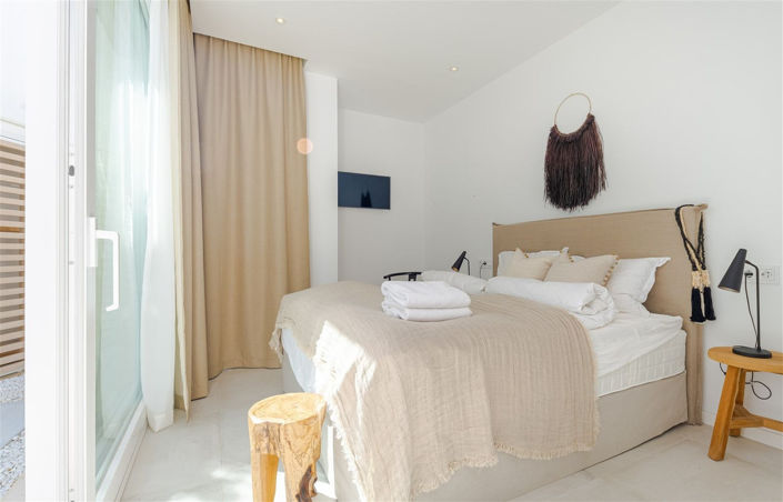 Image No.20-9 Bed Villa for sale