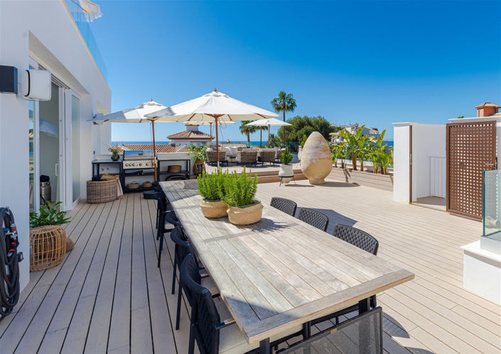Image No.26-9 Bed Villa for sale