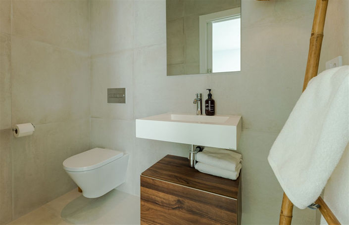 Image No.41-9 Bed Villa for sale