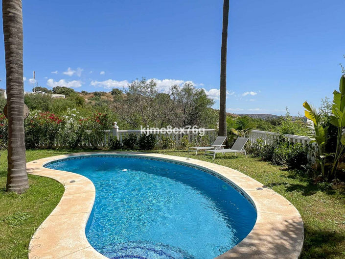 Image No.23-6 Bed Villa for sale