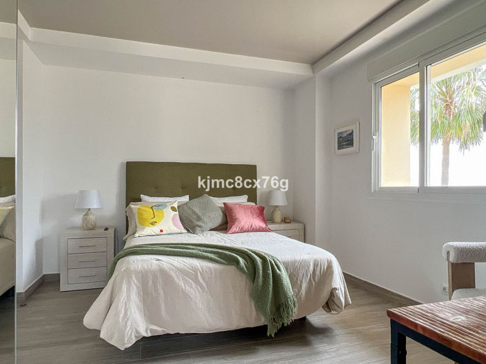 Image No.31-6 Bed Villa for sale