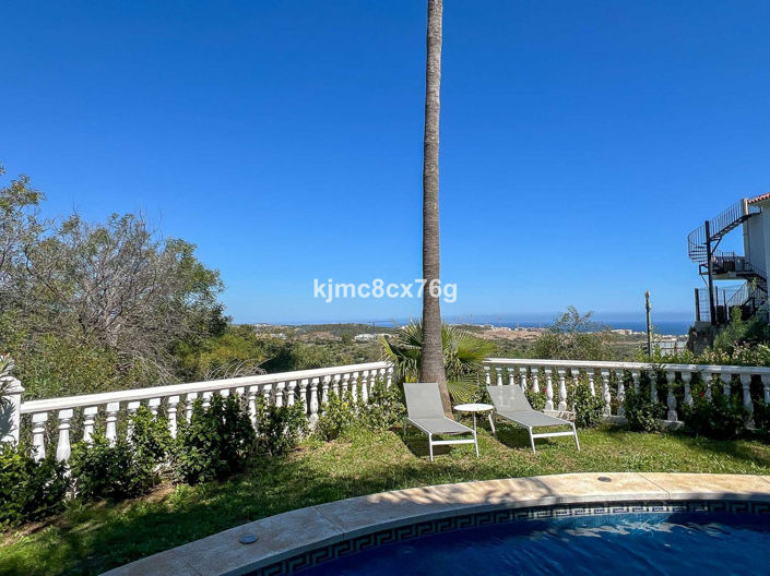 Image No.53-6 Bed Villa for sale