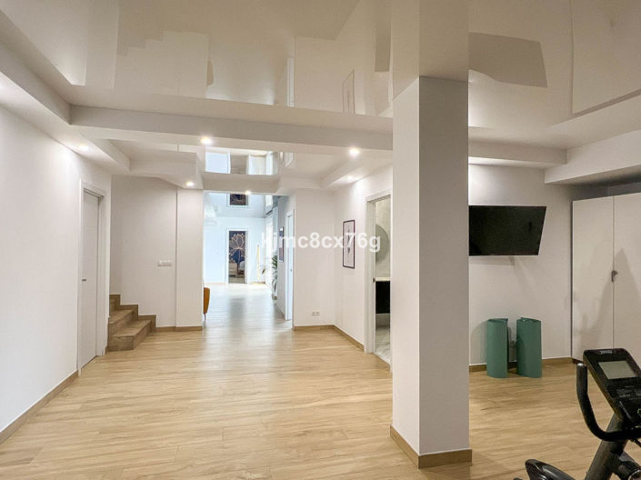 Image No.59-6 Bed Villa for sale
