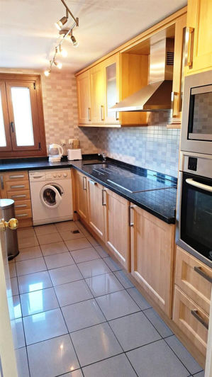 Image No.7-3 Bed Apartment for sale