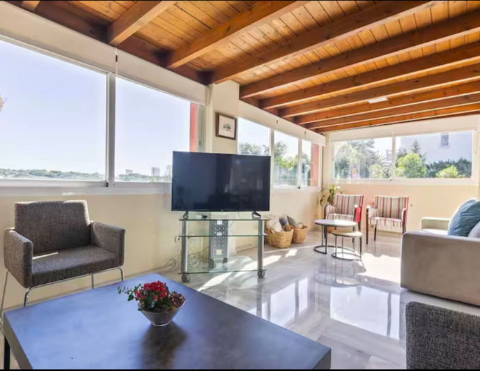 Image No.12-6 Bed Villa for sale
