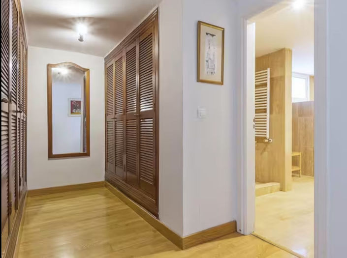 Image No.21-6 Bed Villa for sale