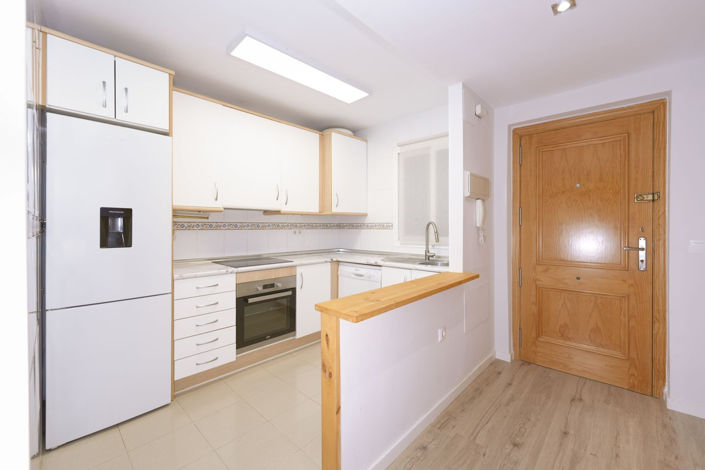 Image No.18-2 Bed Apartment for sale