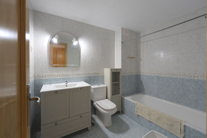 Image No.26-2 Bed Apartment for sale