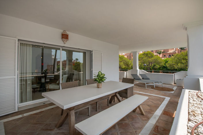 Image No.18-3 Bed Apartment for sale